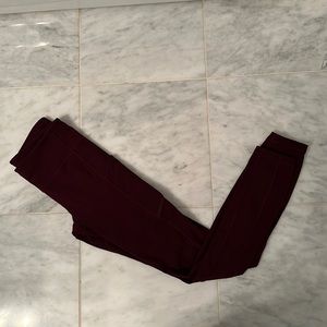 Lululemon Swift Speed Tight 28” inseam (size 4)